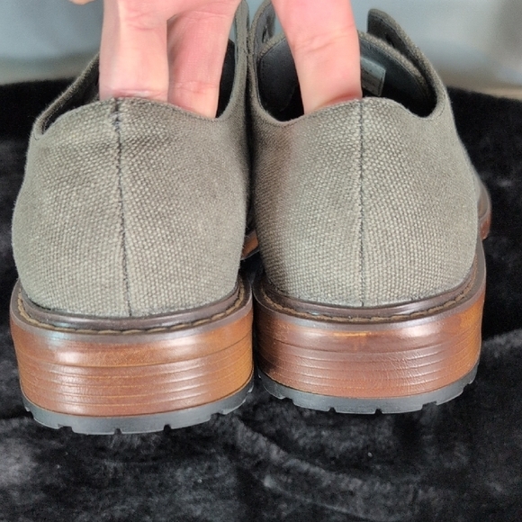 Perry Ellis Gray and Brown Oxfords with Timeless Elegance - Picture 8 of 9